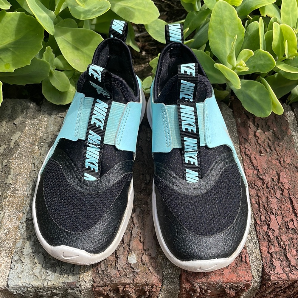 Nike flex runner